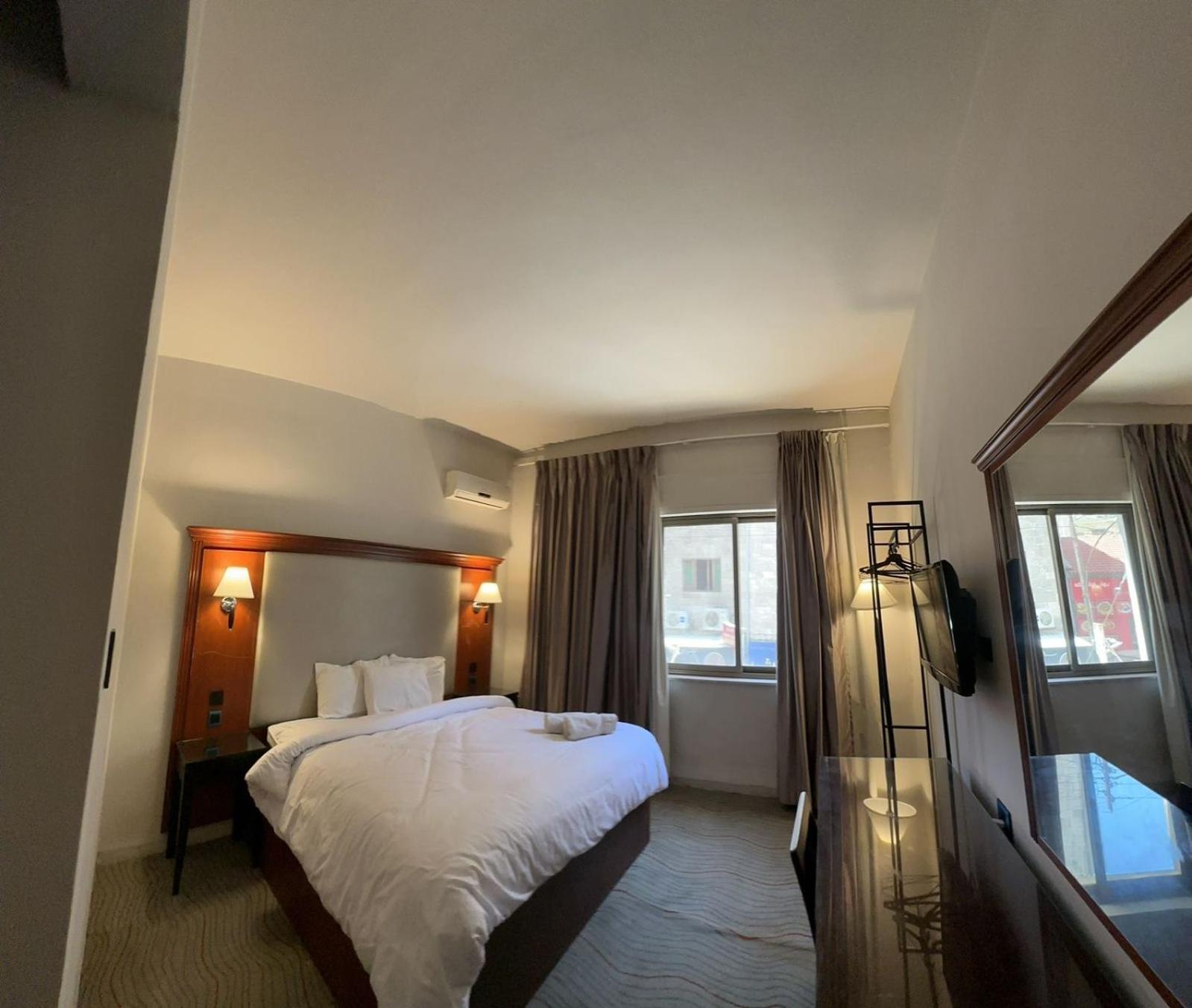 Pasha Boutique Hotel Amman Exterior photo