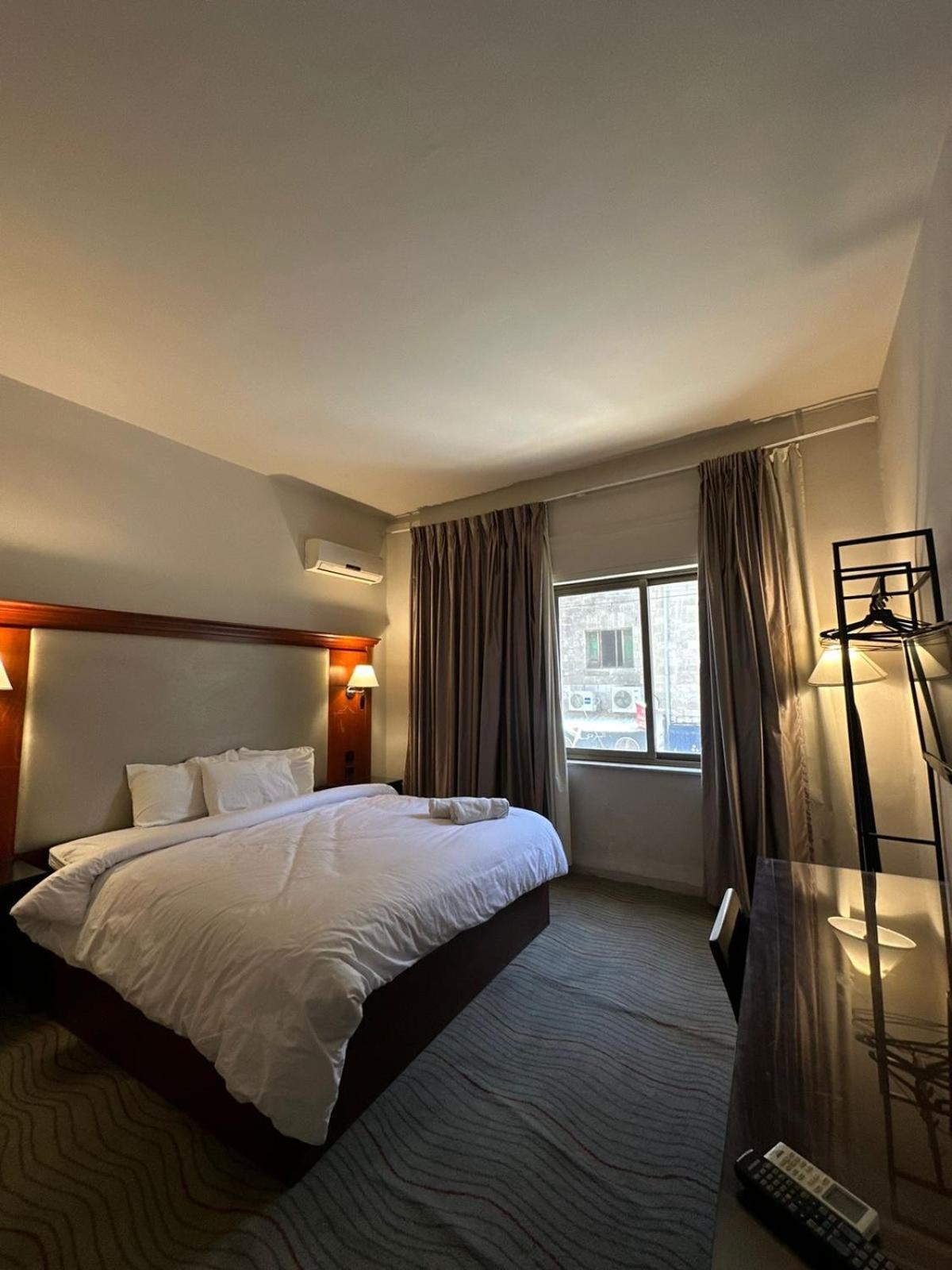 Pasha Boutique Hotel Amman Exterior photo